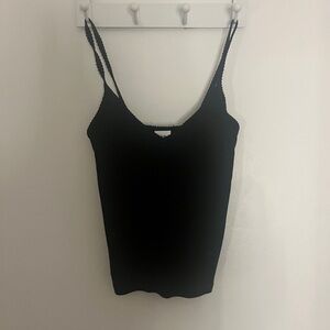 Lace rim Artizia black tank top